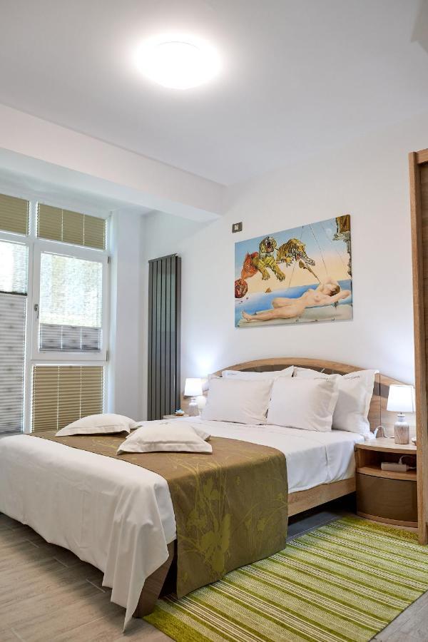 Crystal 26 Apartment - Spa Pool Beach Resort Navodari Exterior photo